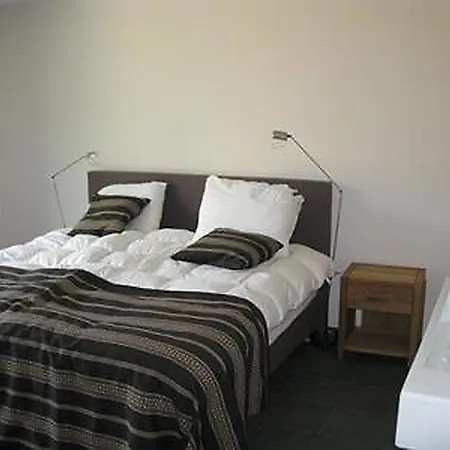 Appartement Sleeps 12 Wifi