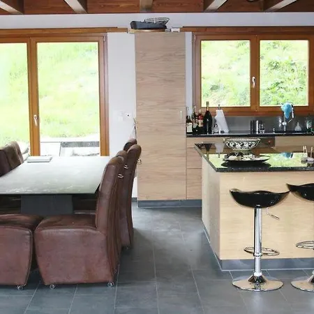 Sleeps 12 Wifi *